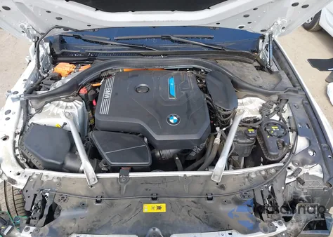 2021 BMW 530E z USA, uszkodzony, nr VIN WBA13AG02MCG37824